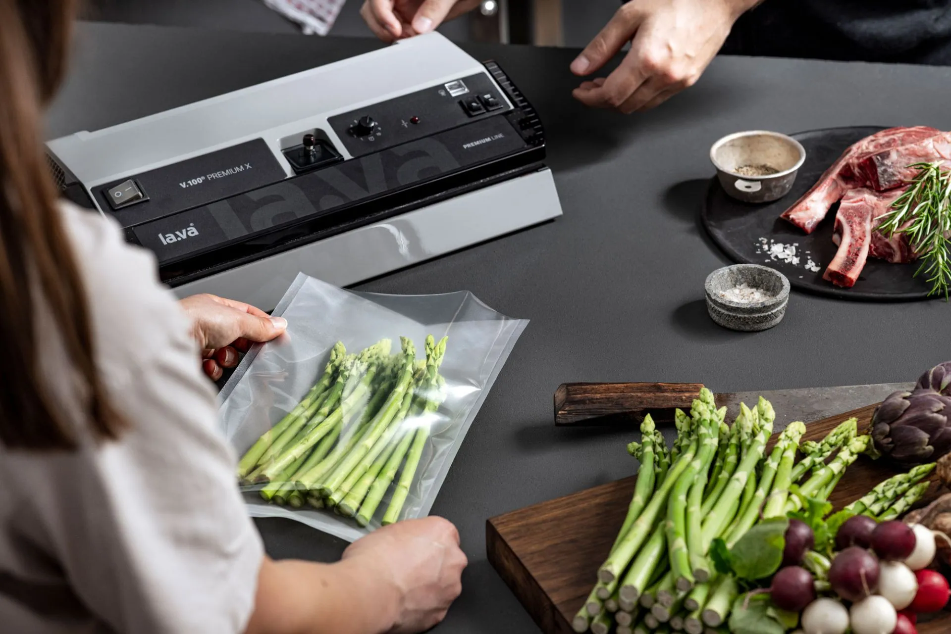 The Ultimate Guide to a Vacuum Sealer for Meal Prep Lifestyle